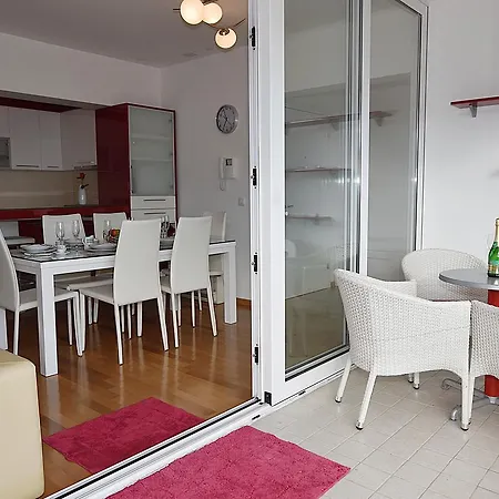 Daire Luxury Two Bedroom Zadar