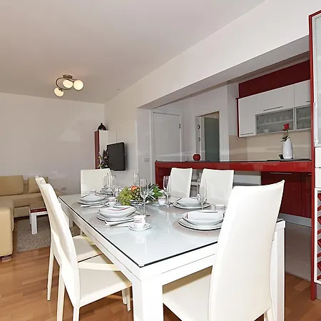 Daire Luxury Two Bedroom