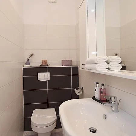 Luxury Two Bedroom Apartamento Zadar
